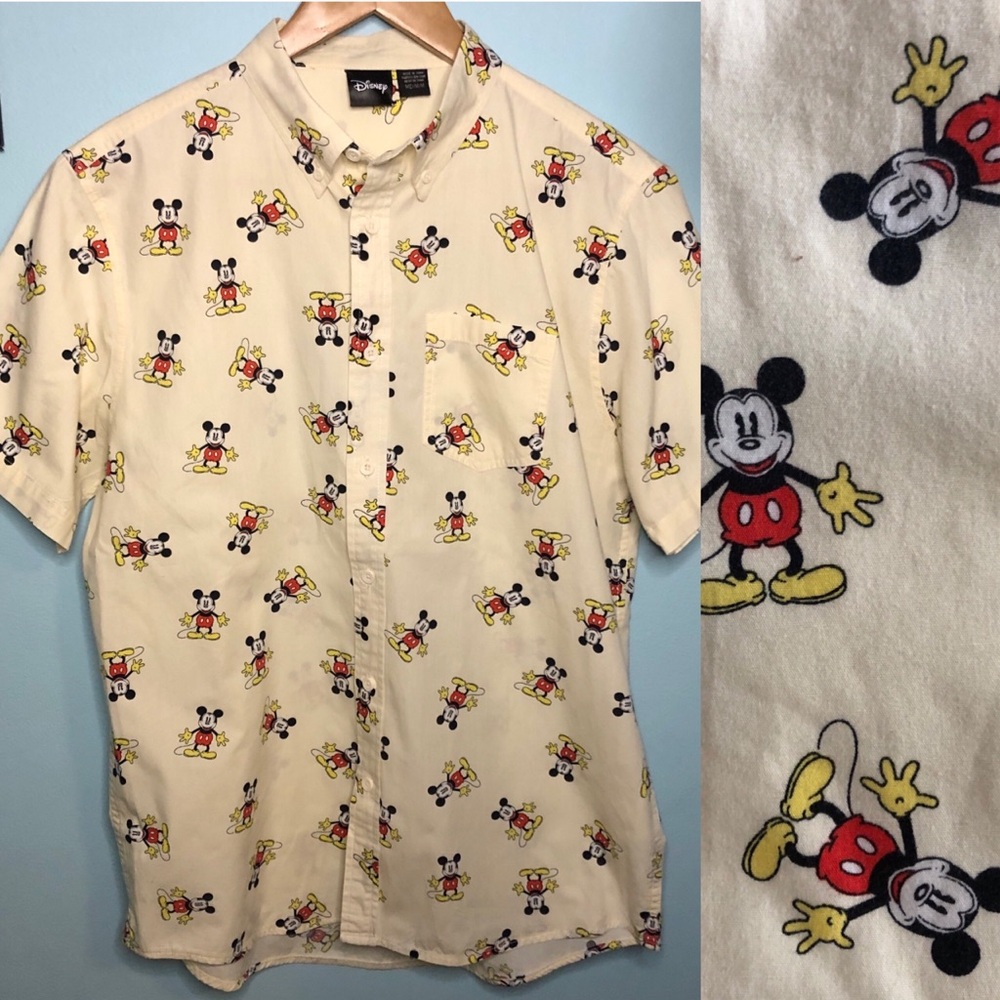 Mickey Mouse Print Button Down Shirt Medium Disney Holiday Cartoon
